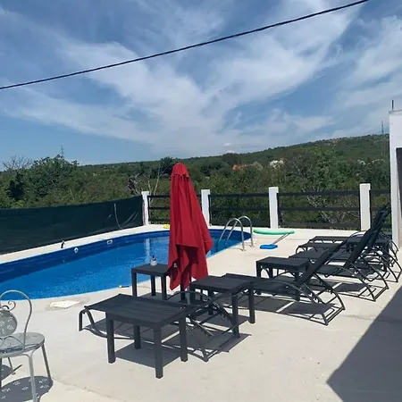 Villa Sinhue