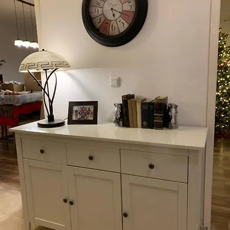 Villa Sinhue Villa *