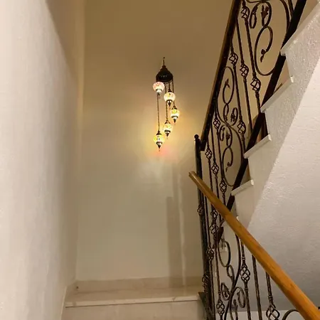 Villa Sinhue Villa *